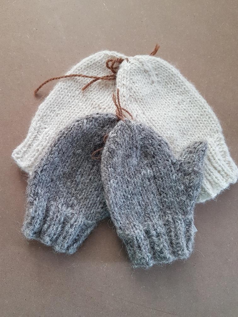 MS35 Alpaca Mittens Small 100% Alpaca